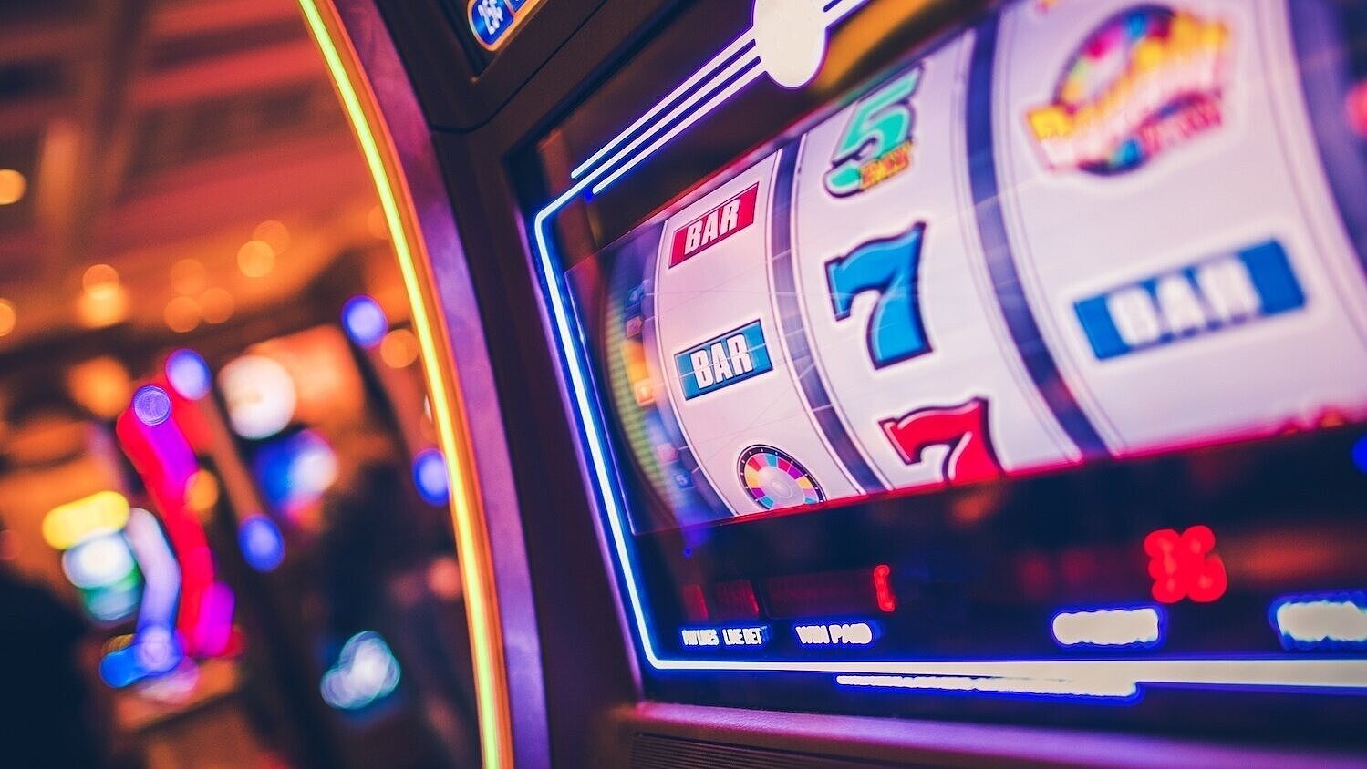 Ein Spielautomat in Betrieb. 